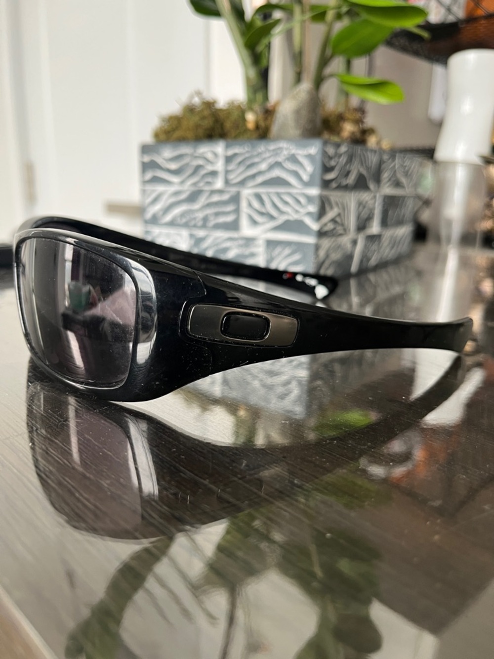 Oakley rectangular sunglasses - Picture 3 of 9